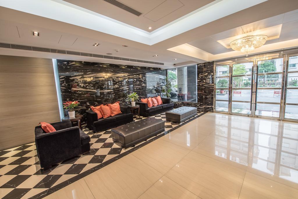 גאושיונג Golden Stone Hotel מראה חיצוני תמונה