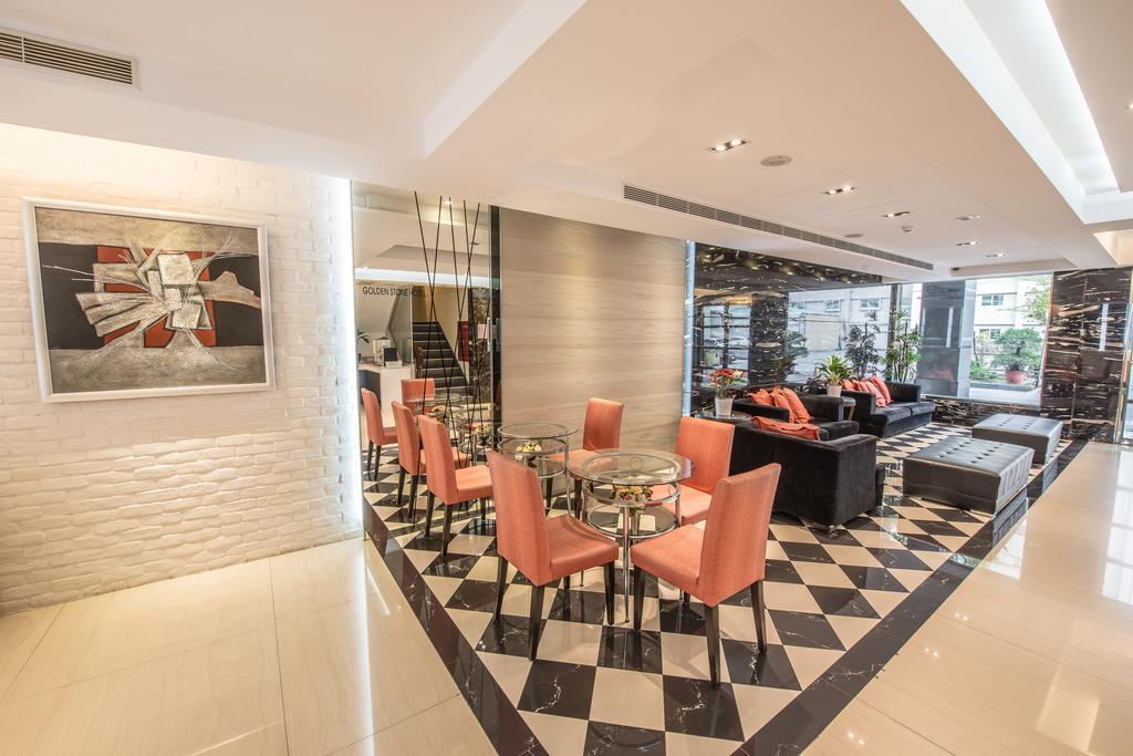 גאושיונג Golden Stone Hotel מראה חיצוני תמונה