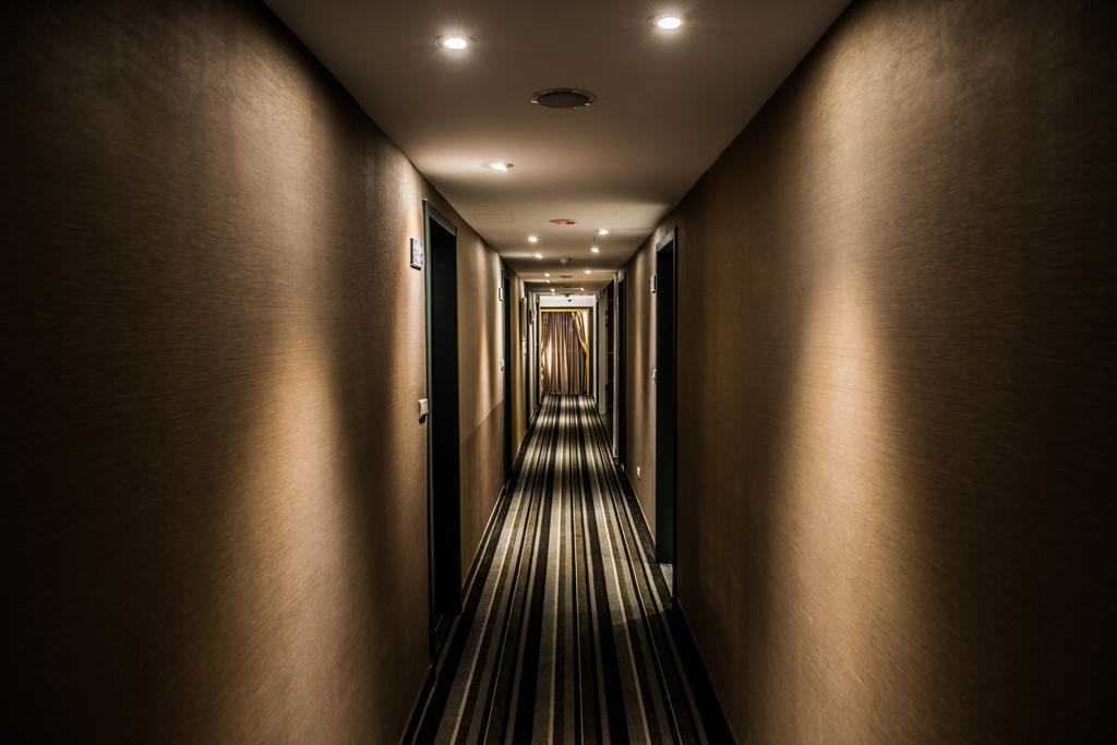 גאושיונג Golden Stone Hotel מראה חיצוני תמונה