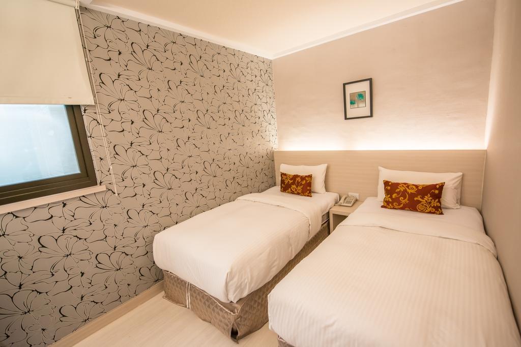 גאושיונג Golden Stone Hotel מראה חיצוני תמונה